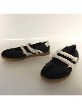No Boundaries Black White Strappy Ballet Sneaker Womens Size 8 Memory Foam NEW